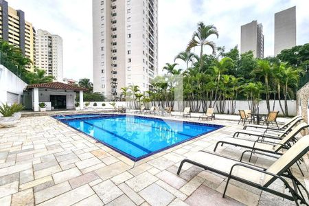 Apartamento à venda com 4 quartos, 176m² em Vila Suzana, São Paulo