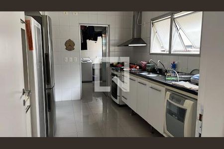 Apartamento à venda com 4 quartos, 240m² em Cerqueira César, São Paulo