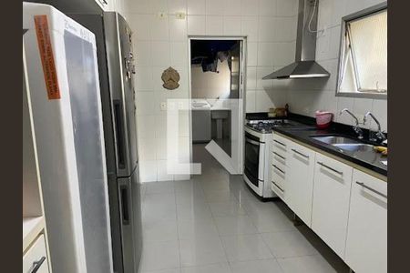 Apartamento à venda com 4 quartos, 240m² em Cerqueira César, São Paulo