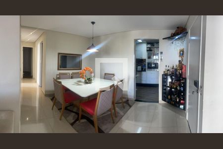 Apartamento à venda com 4 quartos, 117m² em Vila Gomes Cardim, São Paulo