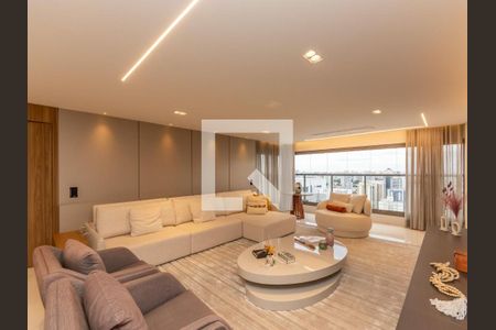 Apartamento à venda com 3 quartos, 163m² em Vila Mariana, São Paulo