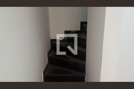 Casa à venda com 3 quartos, 120m² em Jardim Sabara, São Paulo