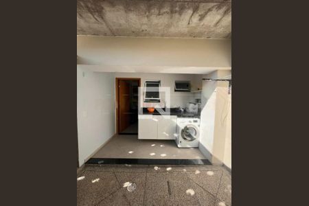 Casa à venda com 4 quartos, 310m² em Socorro, São Paulo