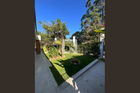 Casa à venda com 4 quartos, 310m² em Socorro, São Paulo