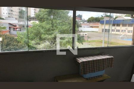 Casa à venda com 3 quartos, 107m² em Cidade Dutra, São Paulo