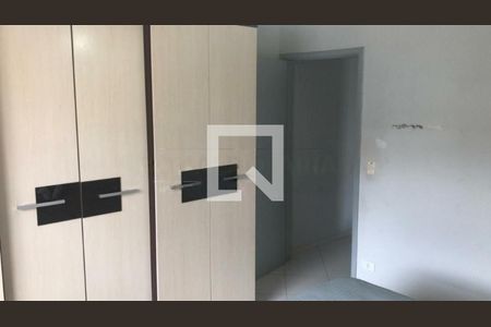 Casa à venda com 3 quartos, 107m² em Cidade Dutra, São Paulo