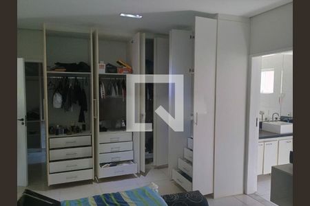 Casa à venda com 4 quartos, 258m² em Interlagos, São Paulo