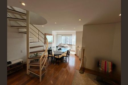 Apartamento à venda com 3 quartos, 190m² em Jardim das Acacias, São Paulo