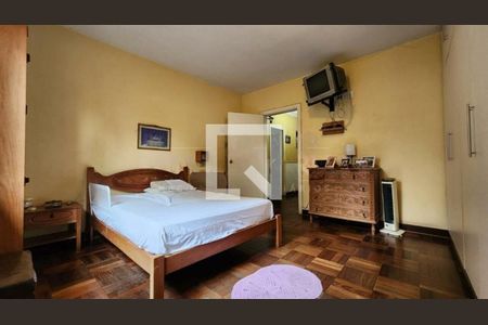 Casa à venda com 3 quartos, 270m² em Jardim Santa Helena, São Paulo