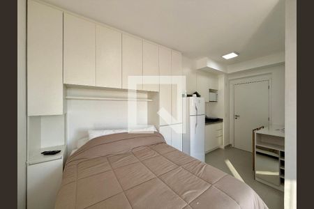 Quarto de kitnet/studio para alugar com 0 quarto, 24m² em Santo Amaro, São Paulo