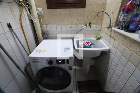 Área de Serviço de casa à venda com 3 quartos, 200m² em Harmonia, Canoas