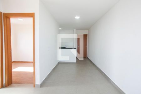 Sala de apartamento para alugar com 2 quartos, 50m² em Grand Ville, Uberlândia