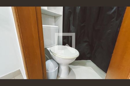 Banheiro de apartamento à venda com 1 quarto, 25m² em Chora Menino, São Paulo
