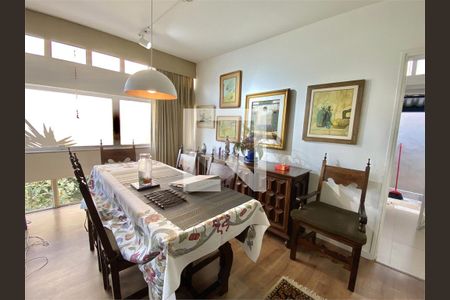 Casa de Condomínio à venda com 3 quartos, 205m² em Vila Elvira, São Paulo