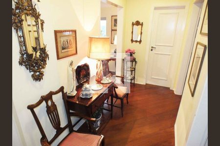 Apartamento à venda com 3 quartos, 228m² em Real Parque, São Paulo