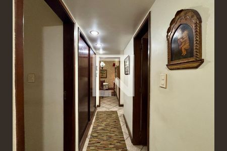 Corredores de apartamento à venda com 3 quartos, 170m² em Copacabana, Rio de Janeiro