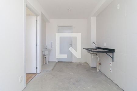 Sala/Cozinha de apartamento à venda com 1 quarto, 26m² em Campo Belo, São Paulo