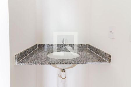 Banheiro de apartamento à venda com 2 quartos, 35m² em Jaguaré, São Paulo