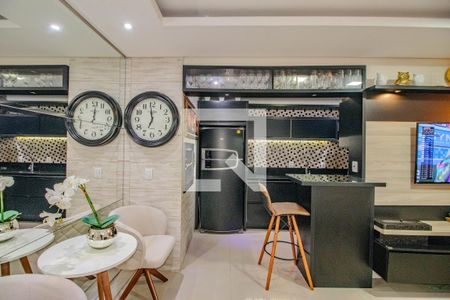 Sala de apartamento à venda com 2 quartos, 57m² em Morro Santana, Porto Alegre