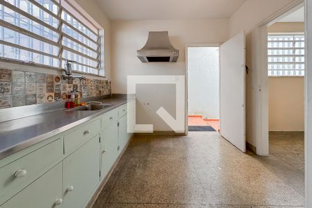 Cozinha de casa para alugar com 3 quartos, 227m² em Vila Mariana, São Paulo