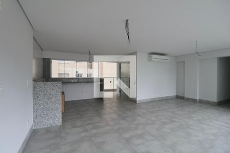 Sala de apartamento para alugar com 3 quartos, 145m² em Jardim Las Palmas, Guarujá