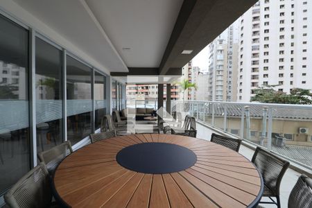 Área comum de apartamento para alugar com 3 quartos, 145m² em Jardim Las Palmas, Guarujá