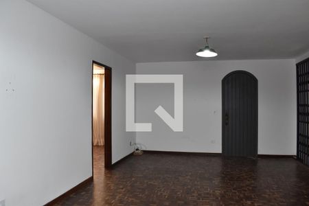 Sala de casa para alugar com 3 quartos, 180m² em Xaxim, Curitiba