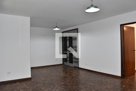 Sala de casa para alugar com 3 quartos, 180m² em Xaxim, Curitiba