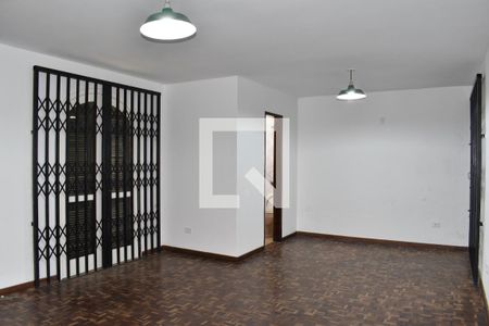 Sala de casa para alugar com 3 quartos, 180m² em Xaxim, Curitiba