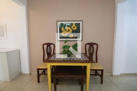 Sala de apartamento para alugar com 1 quarto, 70m² em Jardim Belmar, Guarujá