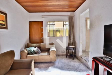 Sala de casa à venda com 4 quartos, 186m² em Vila Bertioga, São Paulo