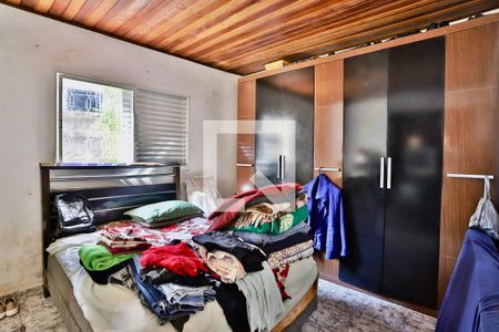 Quarto de casa à venda com 4 quartos, 186m² em Vila Bertioga, São Paulo