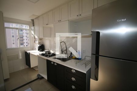 Cozinha de apartamento para alugar com 1 quarto, 35m² em Vista Alegre, Rio de Janeiro