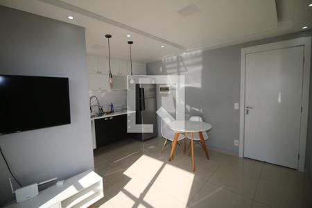 Sala de apartamento para alugar com 1 quarto, 35m² em Vista Alegre, Rio de Janeiro
