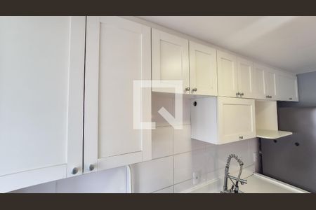 Sala/cozinha de apartamento para alugar com 1 quarto, 35m² em Vista Alegre, Rio de Janeiro