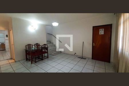 Sala de casa para alugar com 4 quartos, 125m² em Jardim D’abril, Osasco