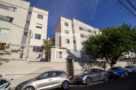 Fachada e portaria de apartamento para alugar com 2 quartos, 55m² em Jardim Sandra, Sorocaba