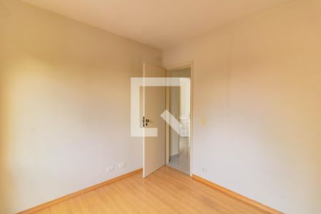 Quarto 1 de apartamento para alugar com 2 quartos, 56m² em Vila Alexandria, São Paulo