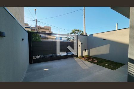 Garagem de casa à venda com 3 quartos, 125m² em Jardim Marambaia Ii, Jundiaí