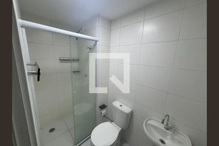Banheiro de apartamento para alugar com 1 quarto, 25m² em Jardim Mirante, São Paulo