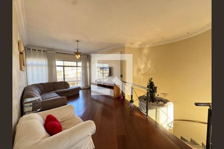 Foto 08 de casa à venda com 4 quartos, 264m² em Jardim Monte Azul, São Paulo