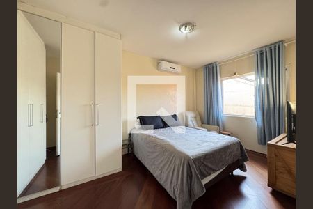 Foto 26 de casa à venda com 4 quartos, 264m² em Jardim Monte Azul, São Paulo