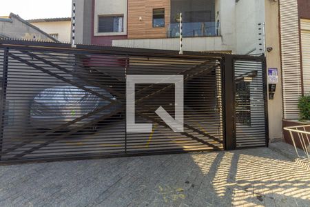 Fachada + Plaquinha de apartamento para alugar com 2 quartos, 49m² em Vila Carrão, São Paulo