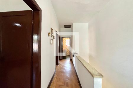 Corredor de casa à venda com 3 quartos, 180m² em Planalto Paulista, São Paulo