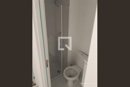 Banheiro de apartamento para alugar com 2 quartos, 32m² em Parque Novo Mundo, São Paulo