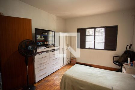 Quarto 1 de casa à venda com 6 quartos, 250m² em Vila Baruel, São Paulo