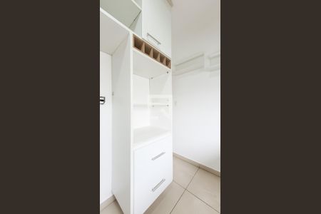 Cozinha de apartamento à venda com 2 quartos, 70m² em Taquaral, Campinas