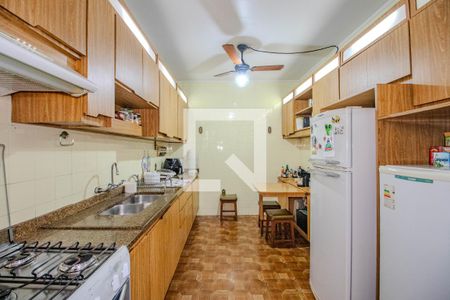 Cozinha de casa à venda com 3 quartos, 580m² em Jardim Lindóia, Porto Alegre