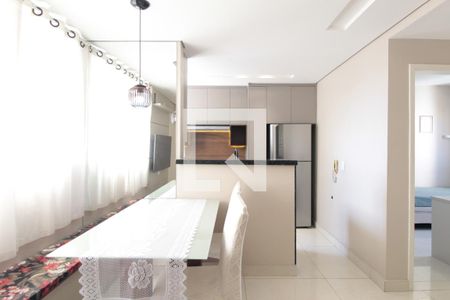 Sala de apartamento para alugar com 2 quartos, 58m² em Itatiaia, Belo Horizonte