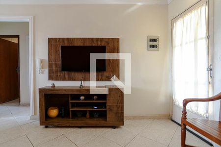 Sala de casa de condomínio para alugar com 2 quartos, 90m² em Vila Mogi Moderno, Mogi das Cruzes